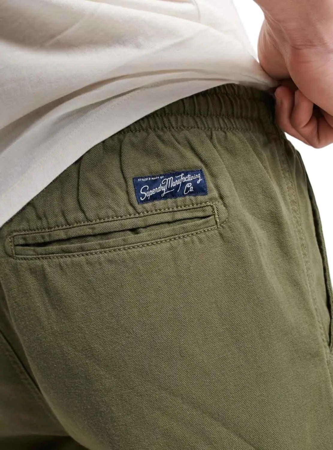 Bermudas Superdry Overdyed Vert pour Homme