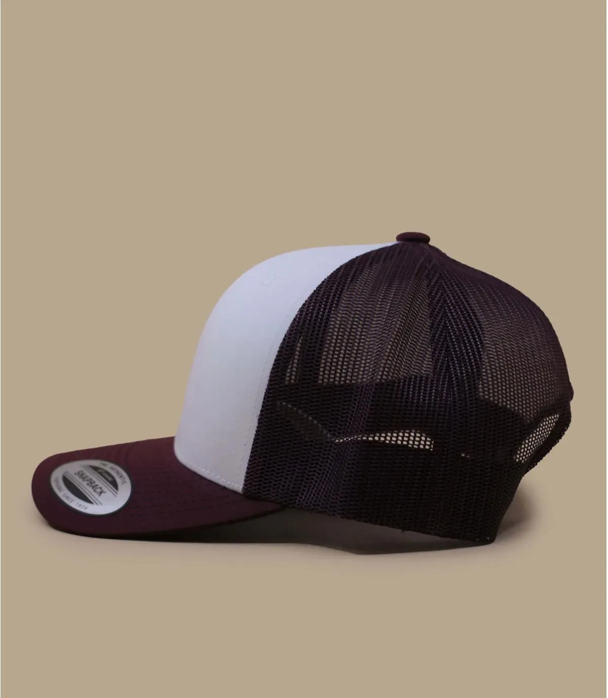 Casquette trucker blanche et bordeaux vierge - Casquette trucker blanche et bordeaux Yupoong : Headict