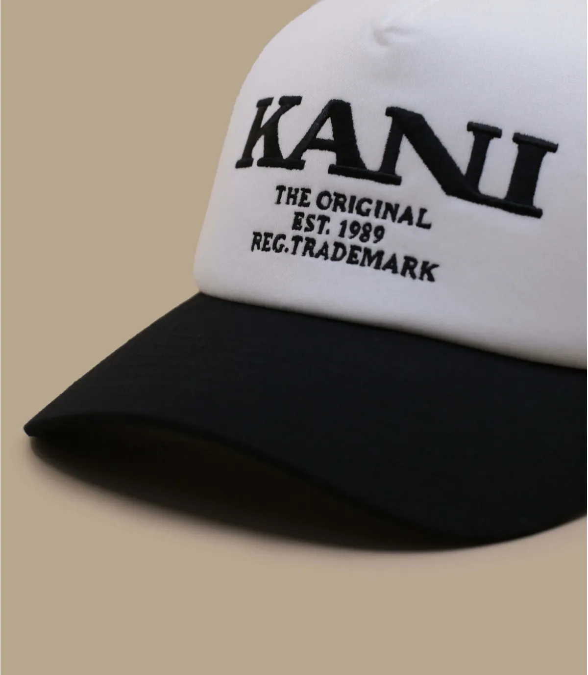 Casquette trucker noire et blanche karl kani - Casquette Retro Trucker black Karl Kani : Headict